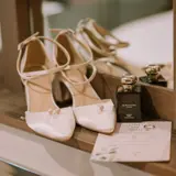 Brides shoes and perfume