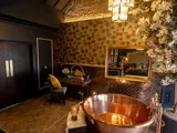 Garden House hot tub