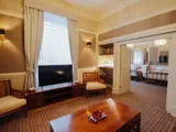 Lounge in room at Cornhill