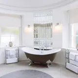 Honeymoon Suite Bathroom 