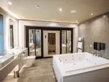 Jacuzzi Bath at Cornhill Castle